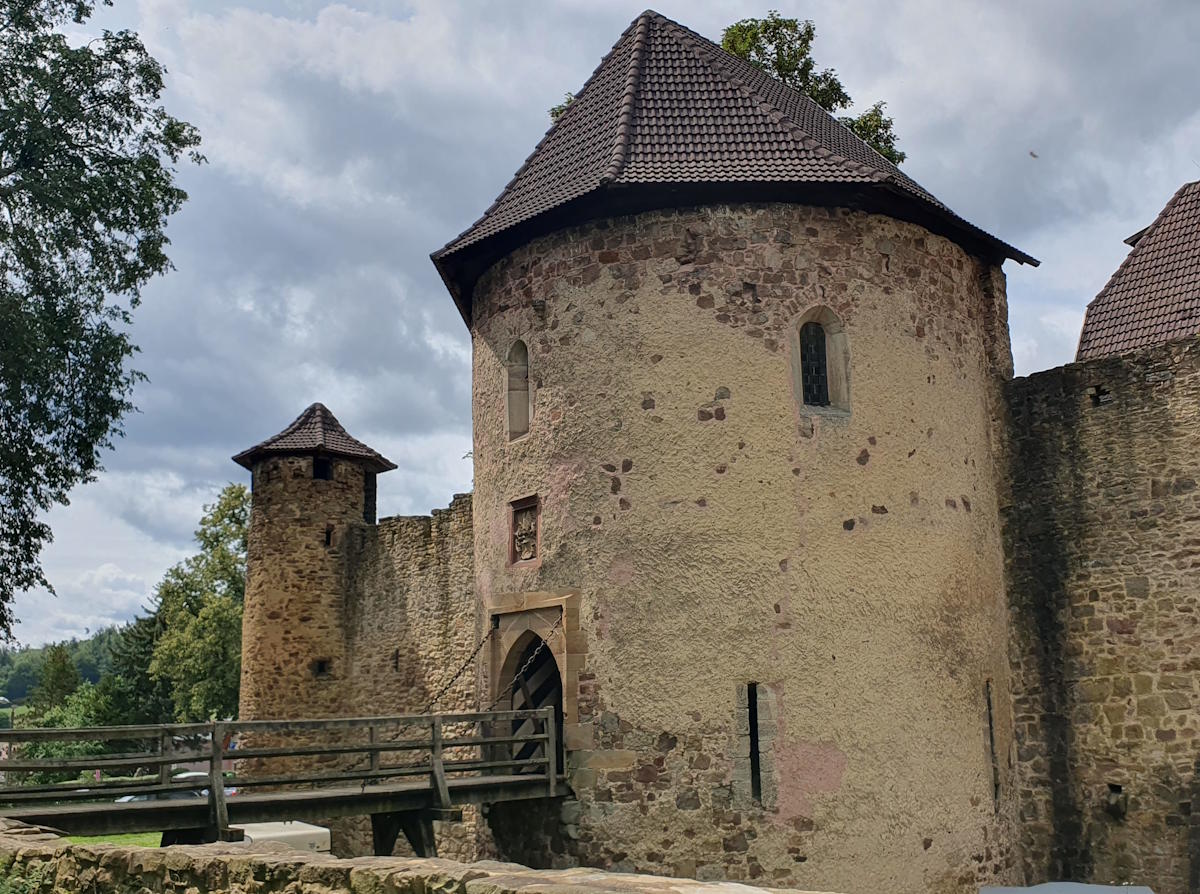 Südmauer